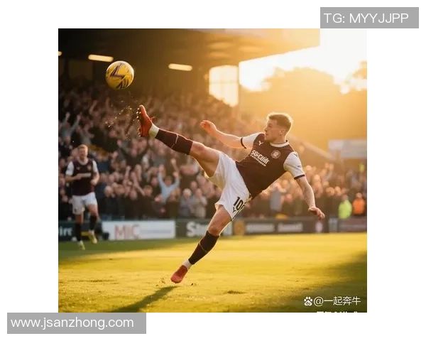 足球球星是否曾在同一块场地踢过球的历史和背后故事